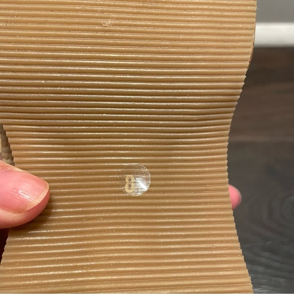 Steve Madden Cream Platform Sandals with Chunky Sole New - Picture 8 of 8